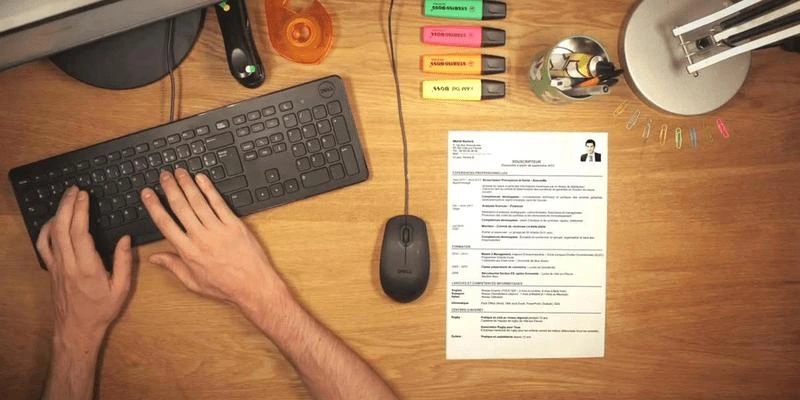 Comment rédiger son CV Professionnel en BTS MEC ? Comment rédiger son CV Professionnel en BTS MEC ?